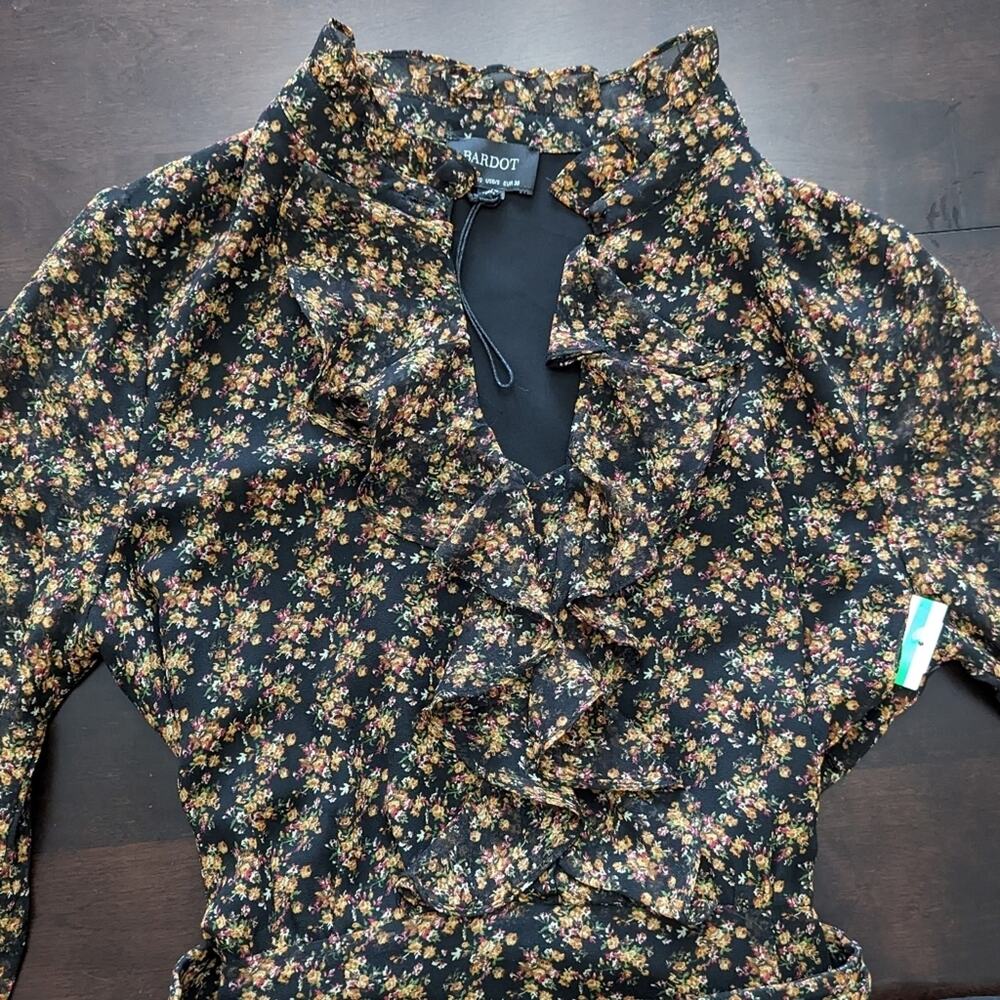 NWT Bardot Dallas Dress Size 6/Small - Picture 3 of 9